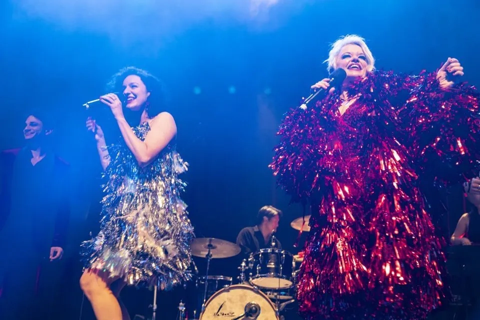 Christmas Actually Image 10