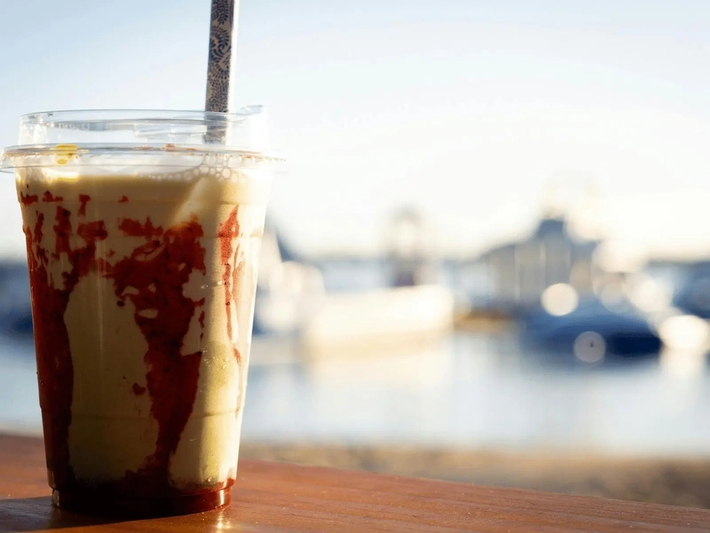 Harley and Hudson Coffee Bar drink overlooking the GC Aqua Park