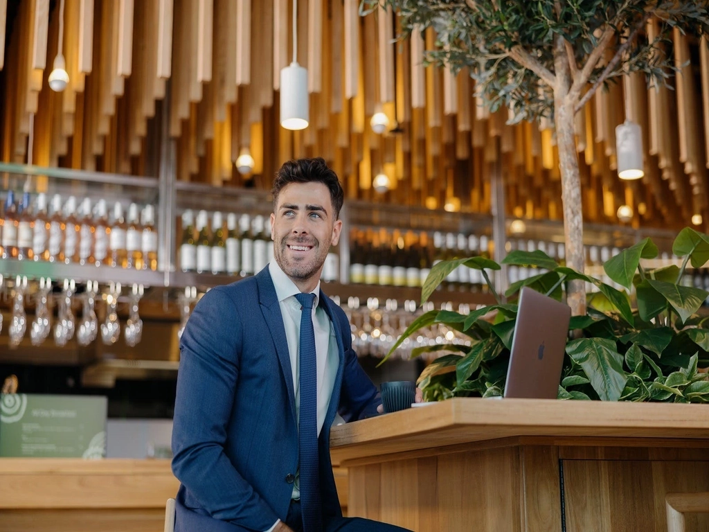 Business passenger at Gold Coast Airport restaurant