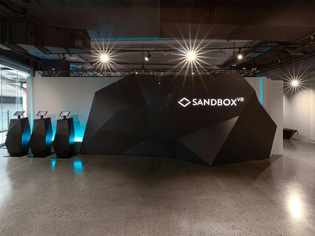 SandboxVR Poly Wall