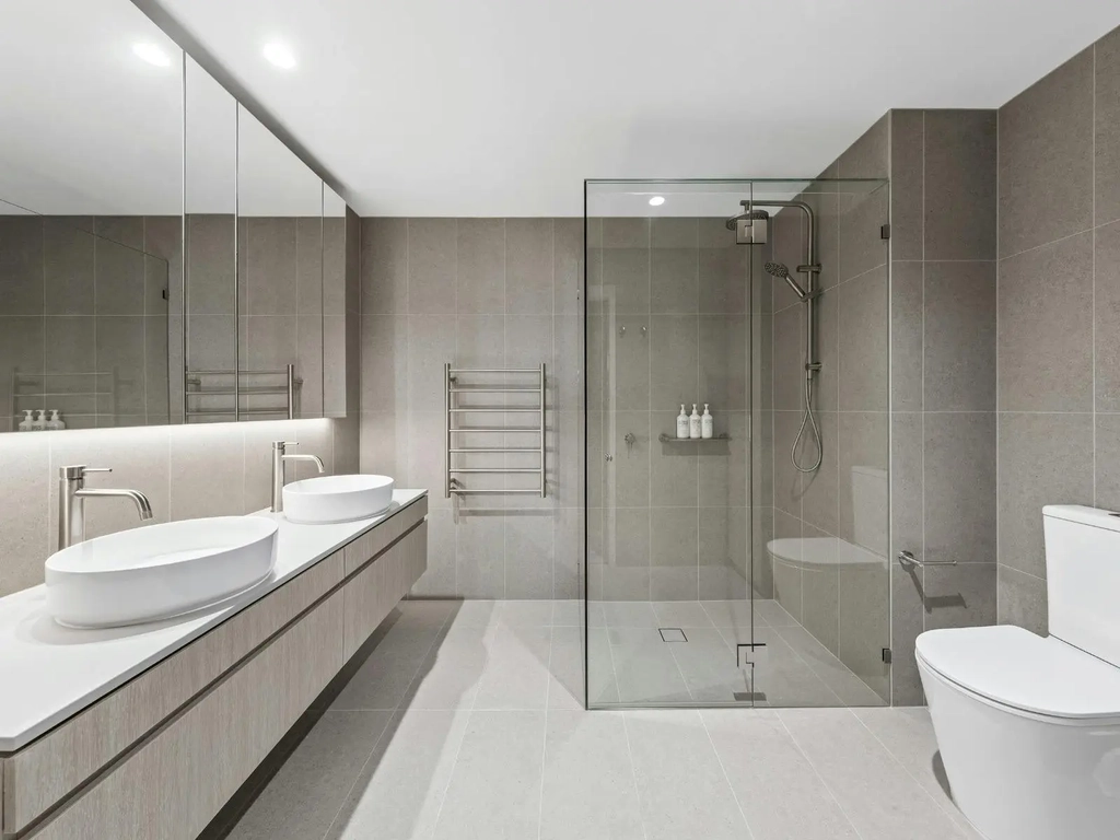 3 BED 2 BATH
