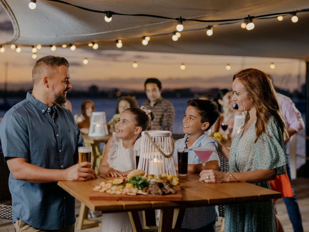 Dining at the Boatshed Bar & Grill