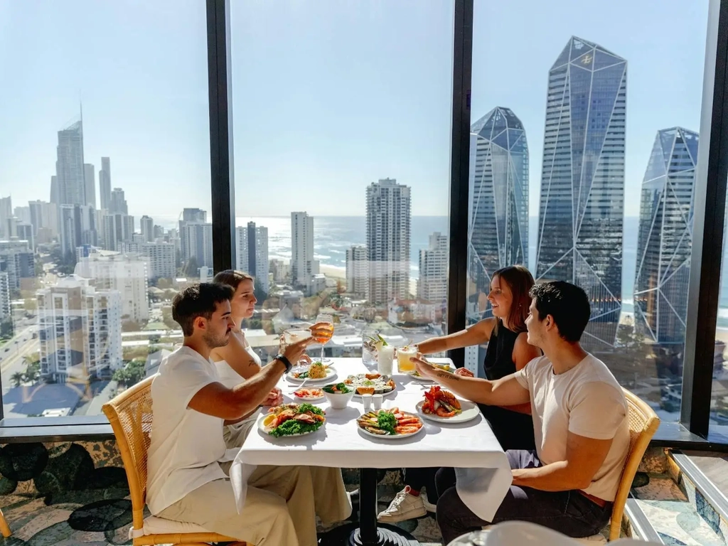 Horizon Sky Dining