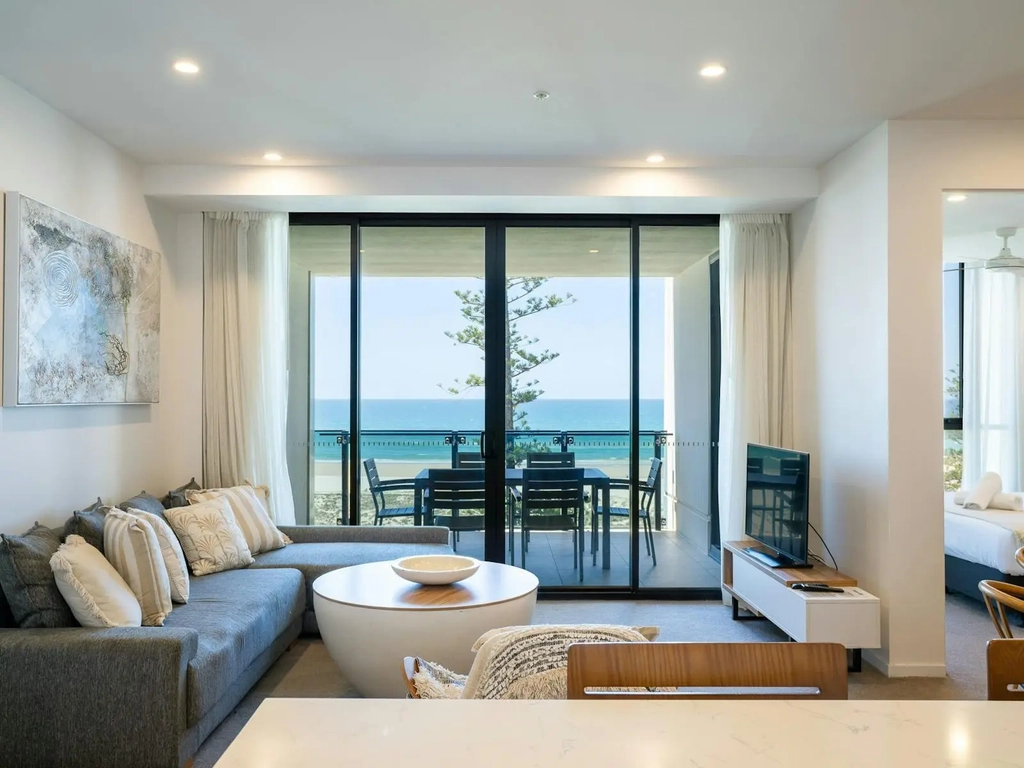 Iconic Kirra Beach Resort