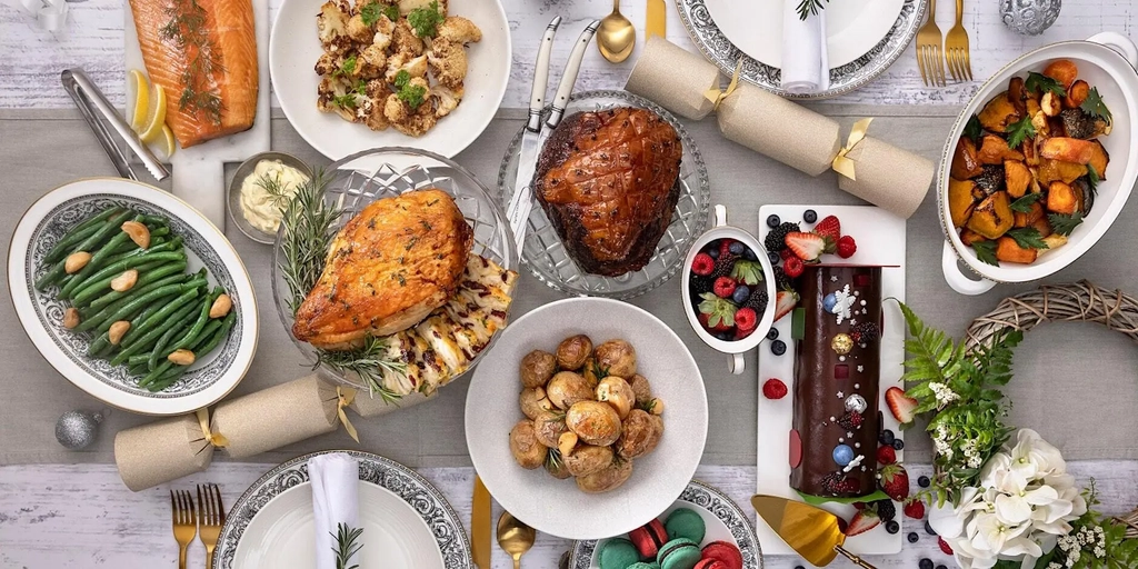 The Star Gold Coast's Takeaway Christmas Hampers Image 1