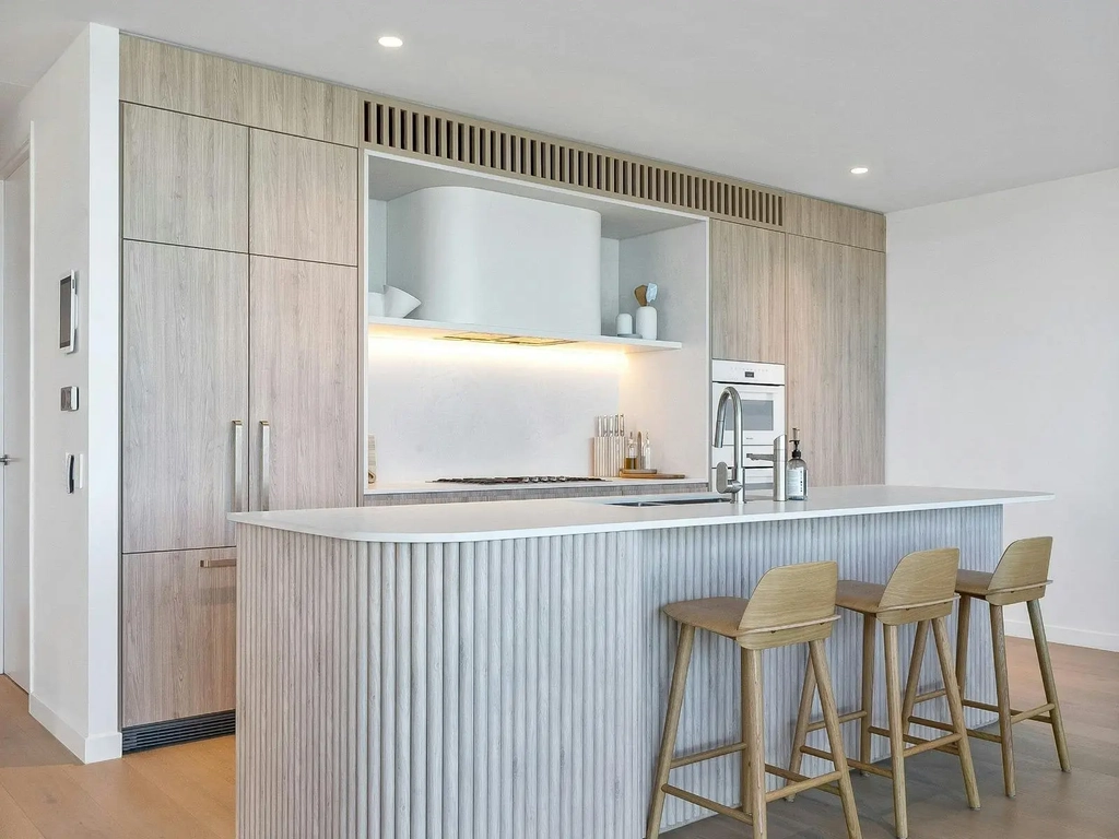 3 Bedroom unit in Burleigh - Kitchen