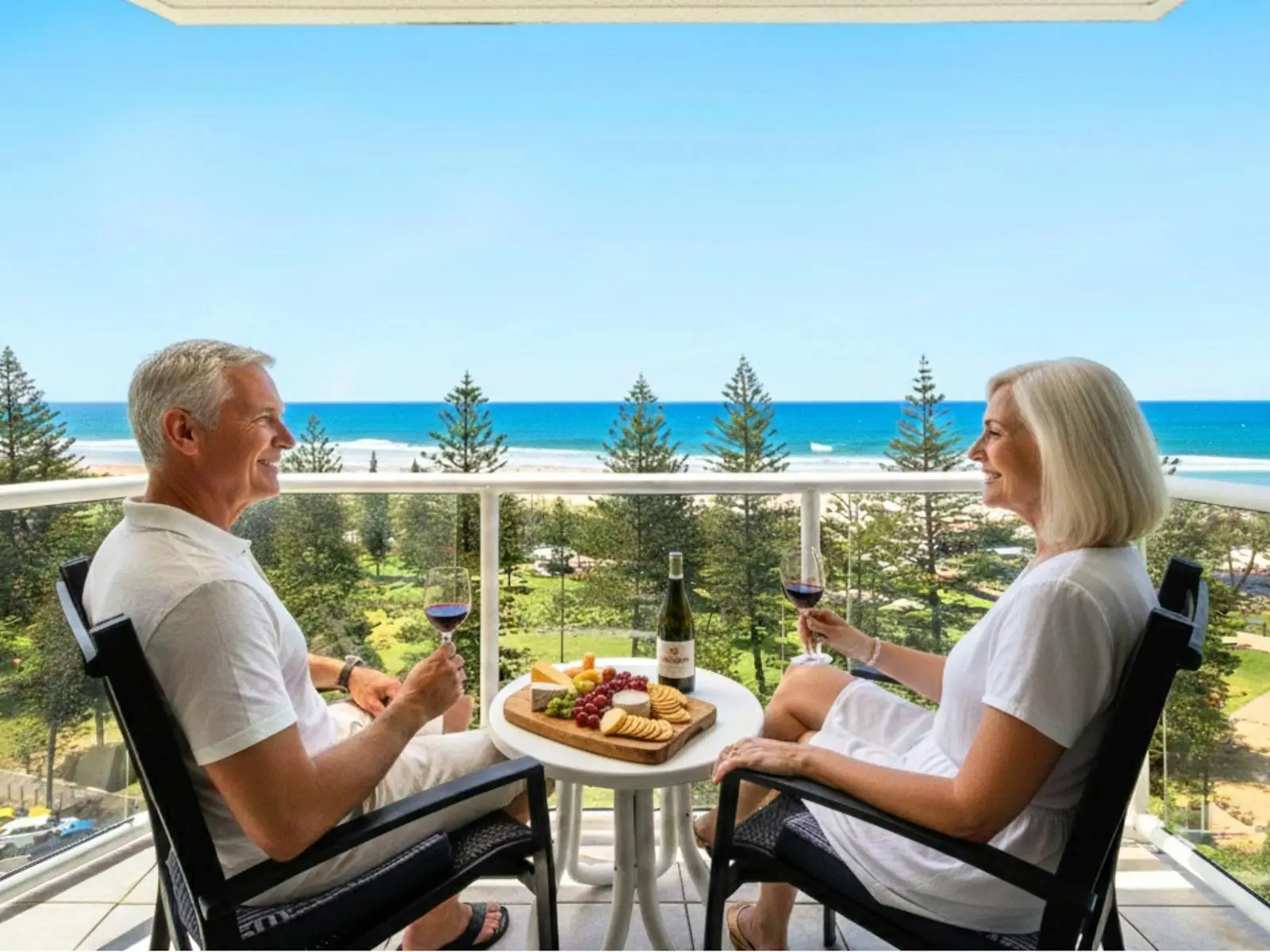 MAKE YOURSELF AT HOME - 30% OFF!