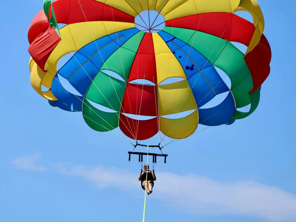 Solo Parasail