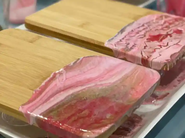 Learn to resin 2 sandwich boards or a side table- Broadbeach Sip 'n' Dip Image 3