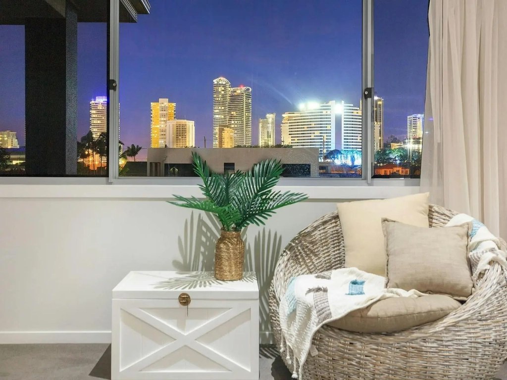Skyline Views
