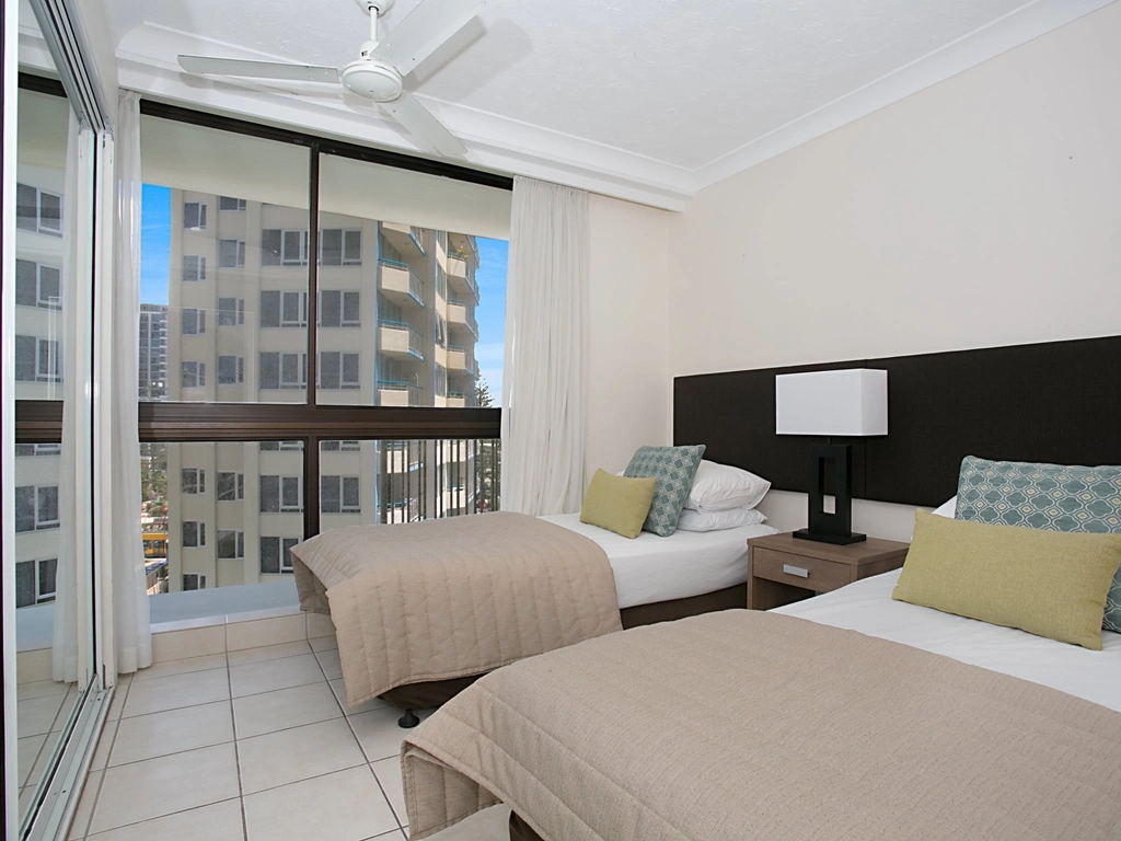 7D The Imperial - Surfers Paradise - Bedroom 2
