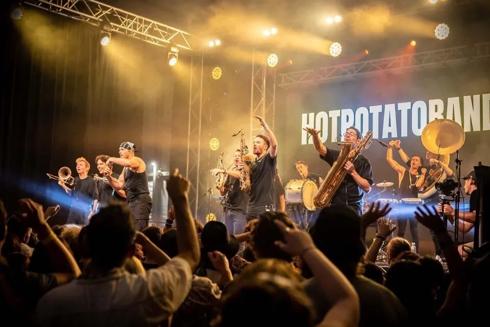 Hot Potato Band Image 3