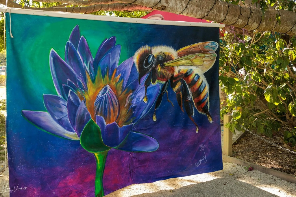 Botanical Bazaar Image 8