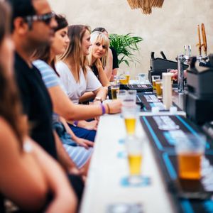 10 GOLD COAST BARS WHERE YOU CAN MINGLE WITH LOCALS