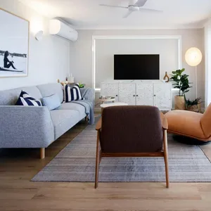 3 Bedroom unit in Bilinga - Lounge