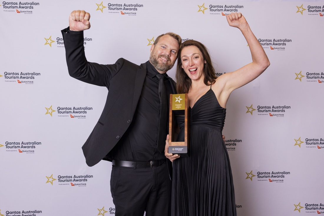 FrankieTheCreative-AdelaidePhotographer-QantasAustralianTourismAwards-2603 smaller.jpg