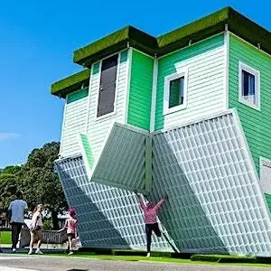 Upside Down House Photo Experience - Gold Coast Image 1