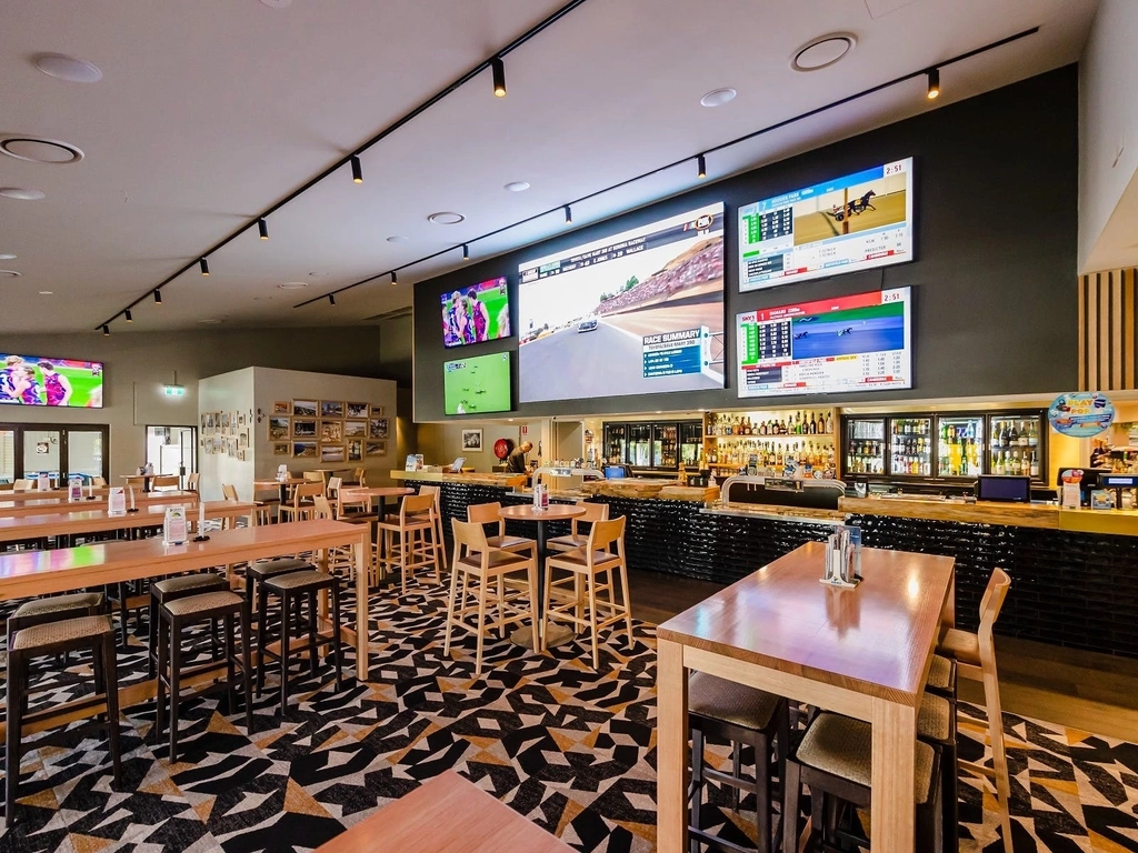 Sports Bar, Burleigh Waters, Gold Coast