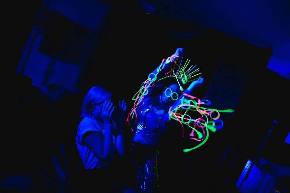 Onstage Dating Image 2