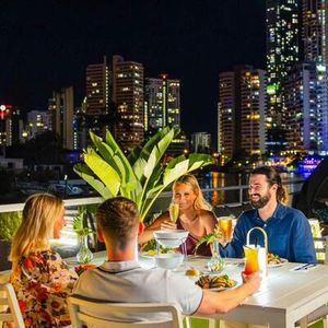 Friends dining on Sea World Cruises Buffet Dinner Cruise