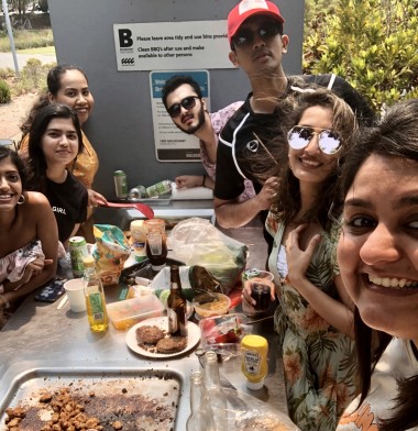 Students-having-BBQ__ResizedImageWzM4MCwzOTJd.jpeg