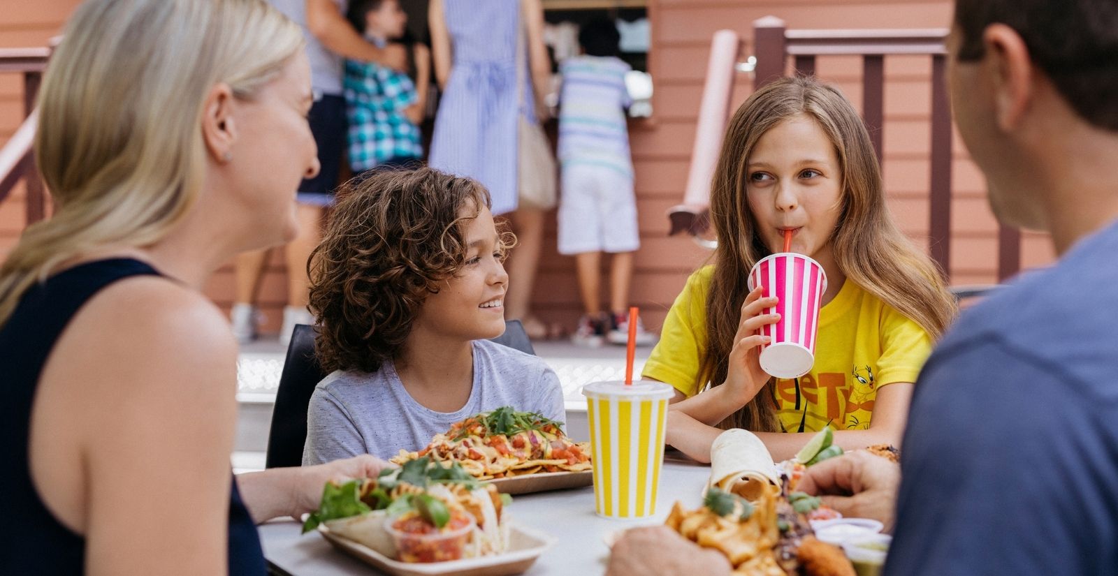 THEME PARK EATS YOU WON’T WANT TO SHARE
