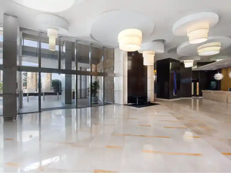 Mantra Towers of Chevron - Lobby