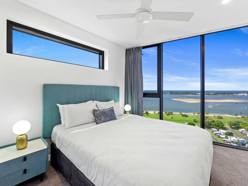 2 Bedroom Water View