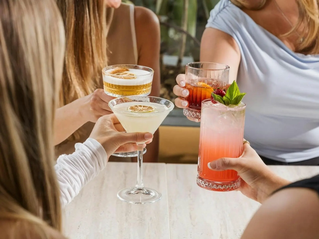 Cocktails at Amici