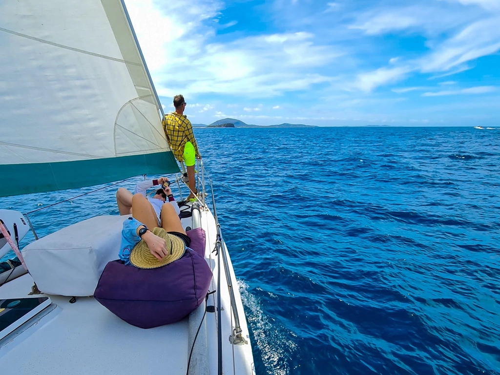 Mooloolaba Sunshine Coast sailing cruise showing things to do or a tour while on holidays.