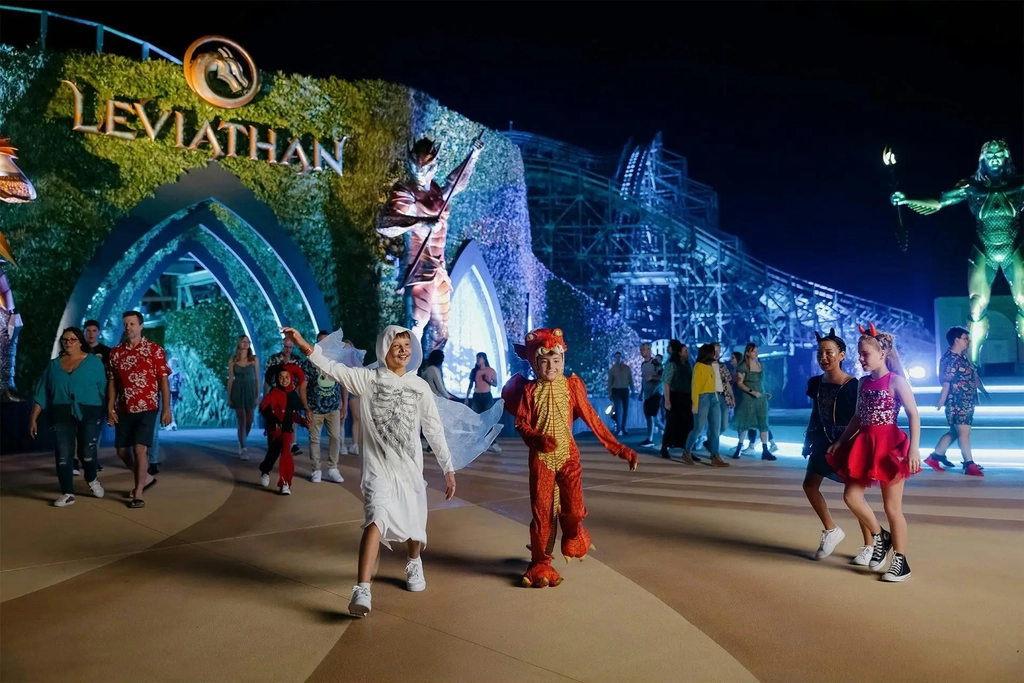 Spooky Nights at Sea World Image 4