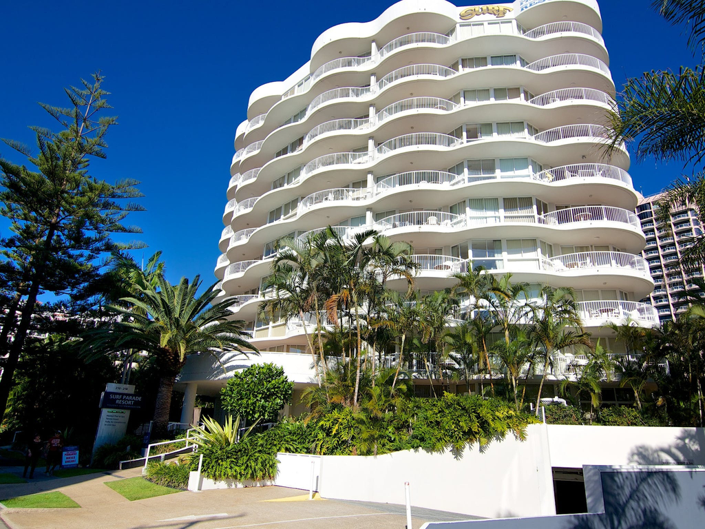 One Bedroom Spa Apartments Surfers Paradise Broadbeach