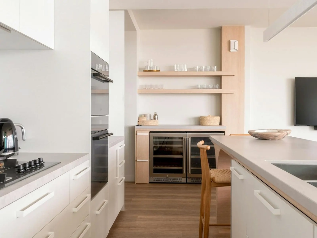 3 Bedroom unit in Kirra - Kitchen