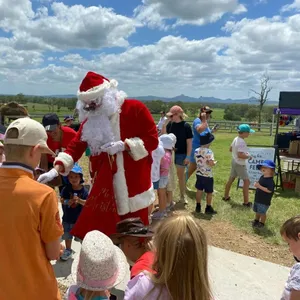 Little Humpty's Christmas Party Image 1