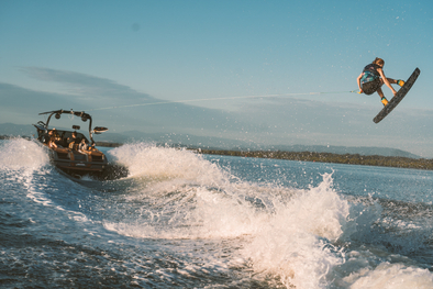 GC Wake Boat Hire.jpg