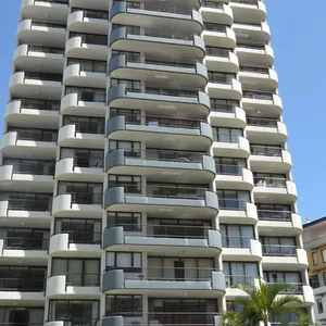 Broadbeach Apartments fully self contained