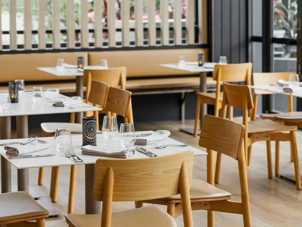 Tables at Amici
