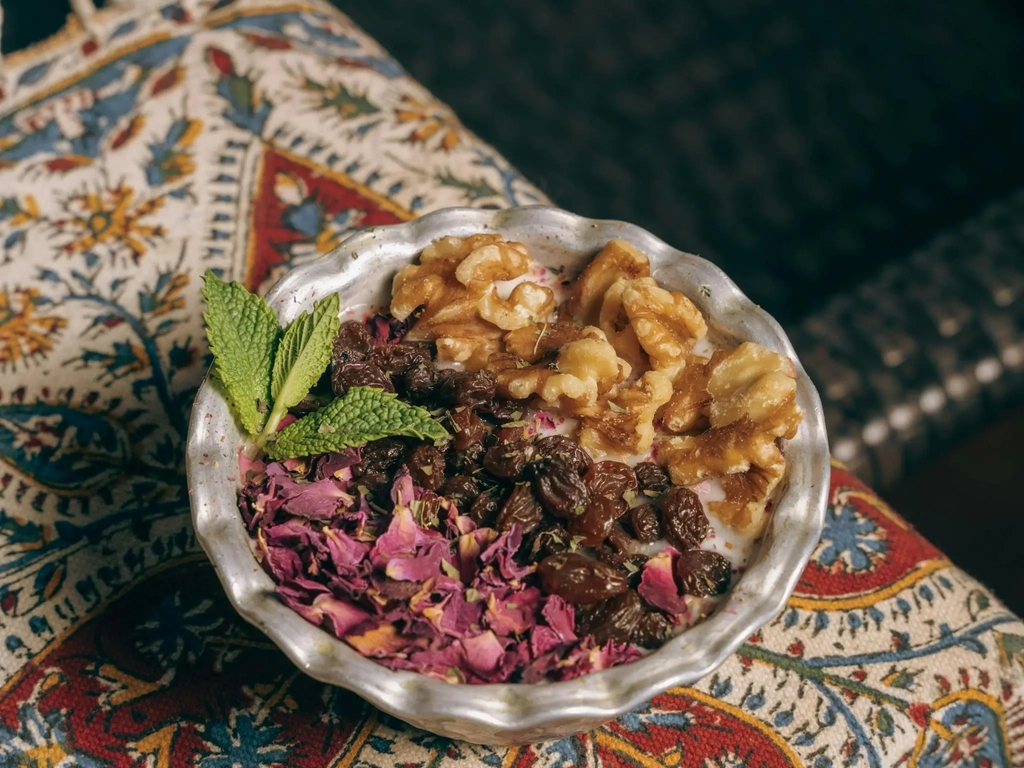 Shiraz Mast-o-khiar