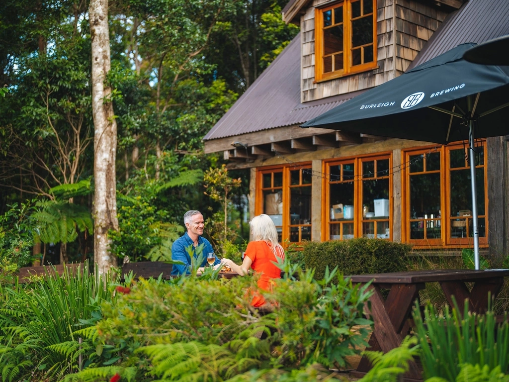 Grooms cottage & bushwalkers bar