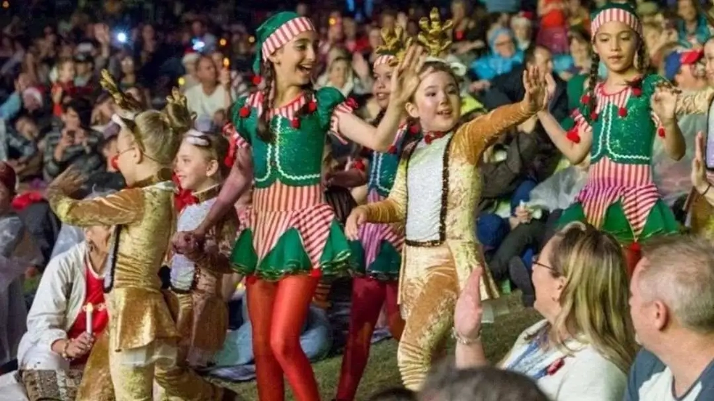 Currumbin Christmas Carols Image 1