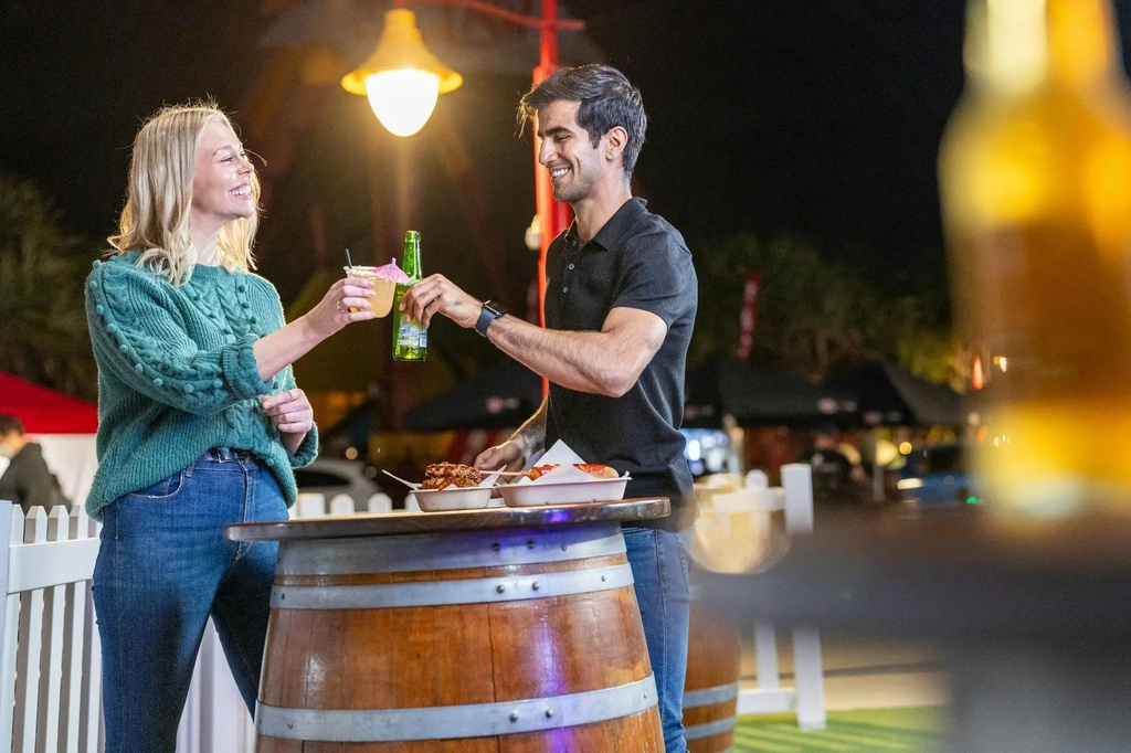 Dreamworld Night Market Image 10