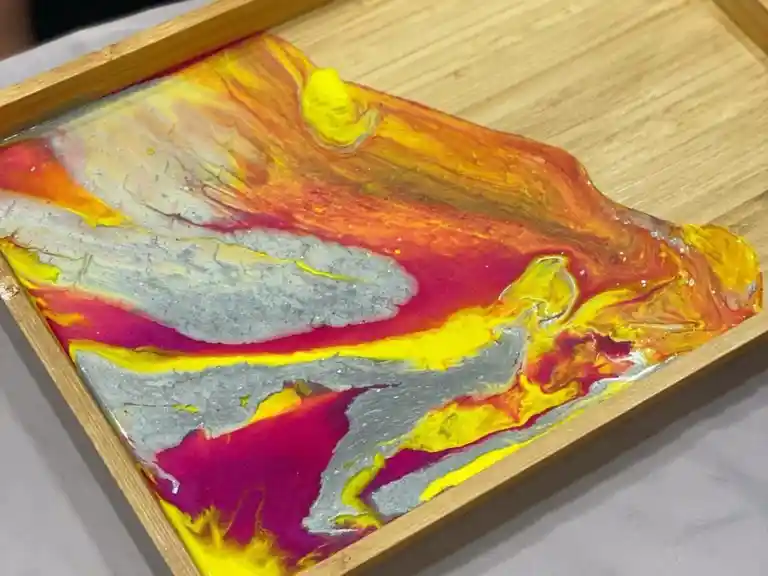 Learn to resin a drinks tray or a bamboo serving tray - Beaudesert Sip 'n' Dip Image 3