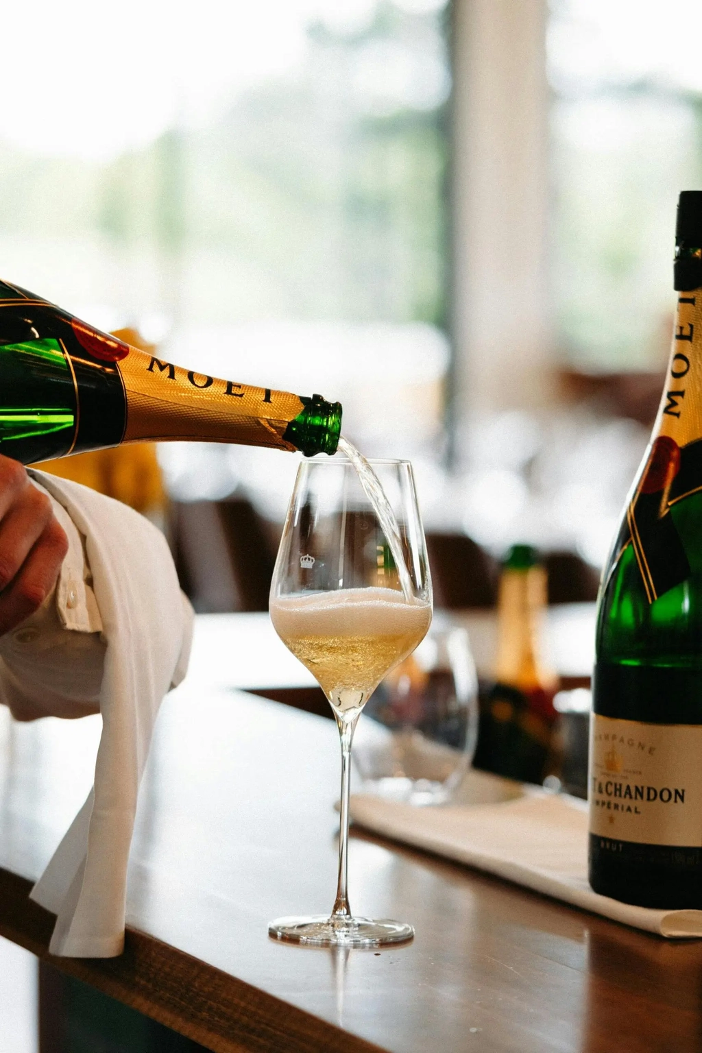 World Champagne Day at Beechmont Estate Image 2