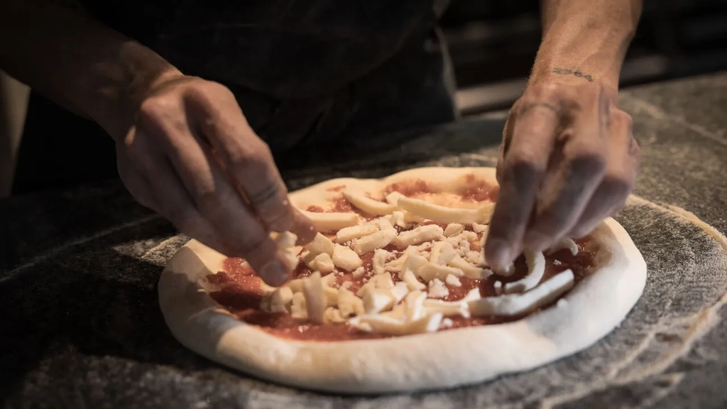 Sneeky Mid-Weeky: Dough It Like a Pro Image 1