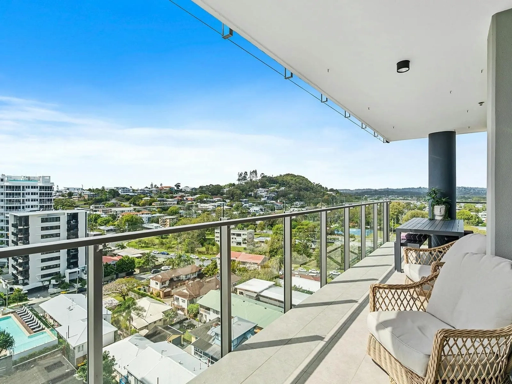 X Kirra Apartments