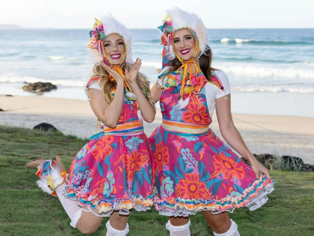 Cooly Carols Image 3