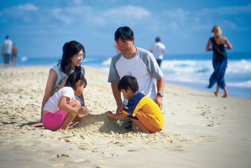 TEQ_surfers_beach_family.jpg