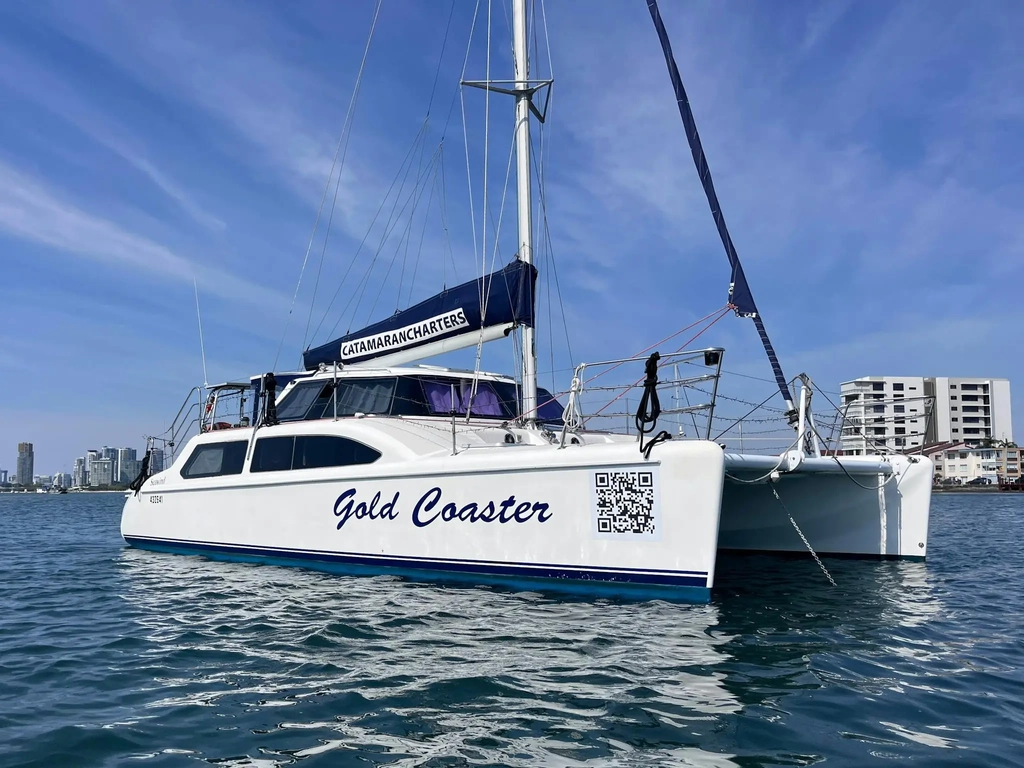 Sightseeing sailing tour hire charter boat cheapest best price cost parties Gold Coast  Queensland