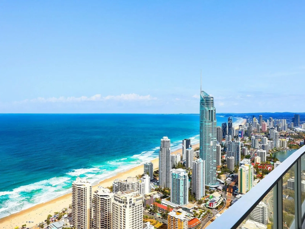 Circle on Cavill, Surfers Paradise Gold Coast Holidays - View of the ocean from the  balcony