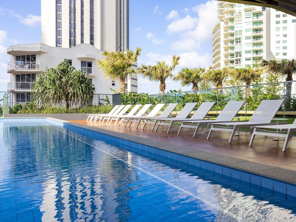 Swimming Pool - Deck